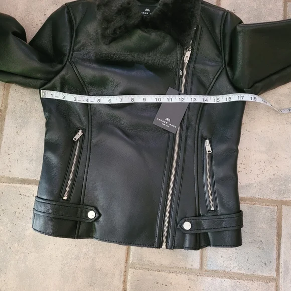 NWT Andrew Marc Black Faux Leather Faux Fur-Trim Moto Jacket XS - Picture 14 of 16